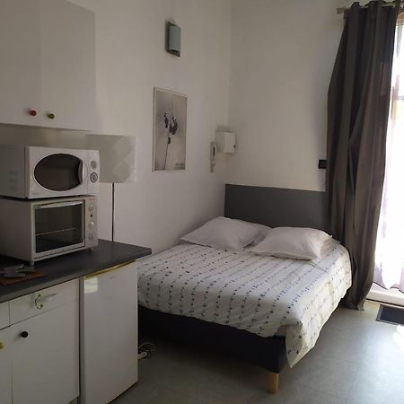 Les Bains Douches Aparthotel Périgueux Exteriör bild