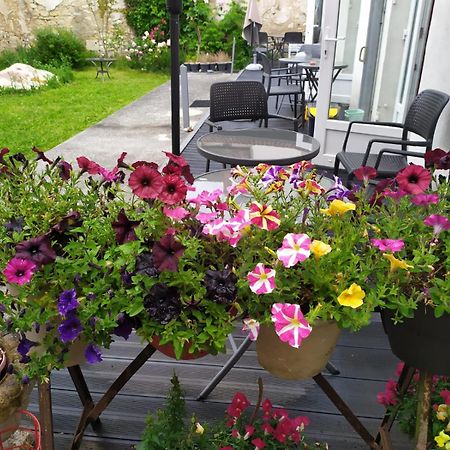 Les Bains Douches Aparthotel Périgueux Exteriör bild
