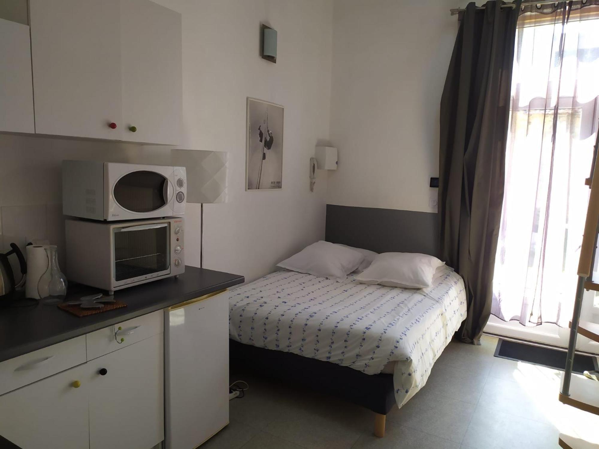 Les Bains Douches Aparthotel Périgueux Exteriör bild