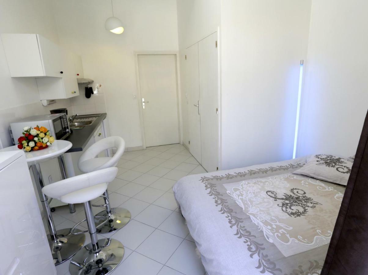 Les Bains Douches Aparthotel Périgueux Exteriör bild